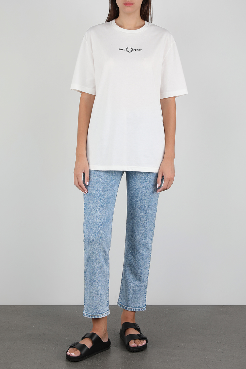 חולצת טי סלים עם לוגו FRED PERRY